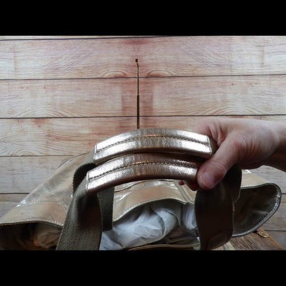 Tory Burch Leather Ella Tote in gold leather - Picture 6 of 8